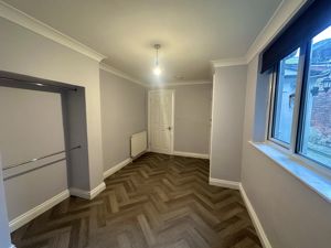 Bedroom- click for photo gallery